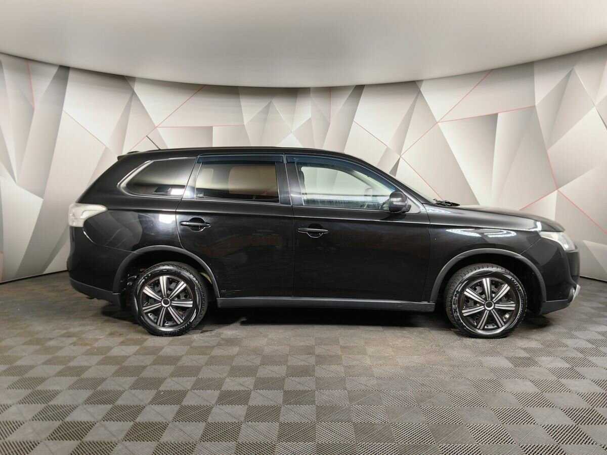 Mitsubishi Outlander 2014 года с пробегом. Фото: #5