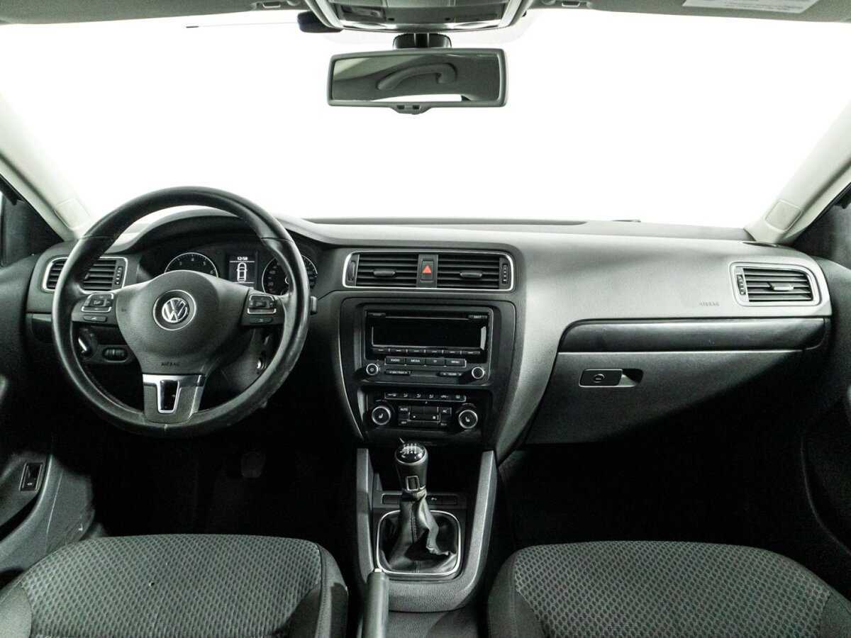 Volkswagen Jetta 2012 года с пробегом. Фото: #12