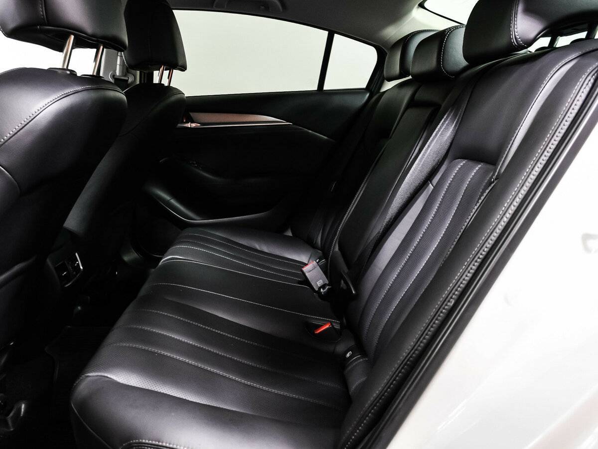 Mazda 6 2021 года с пробегом. Фото: #11