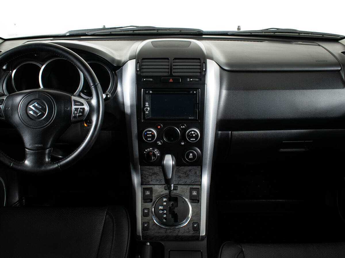 Suzuki Grand Vitara 2014 года с пробегом. Фото: #6