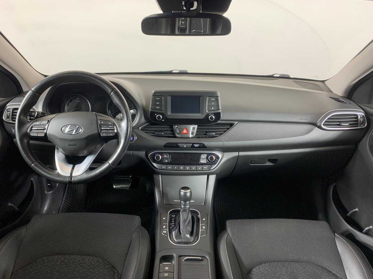 Hyundai i30 2017 года с пробегом. Фото: #12