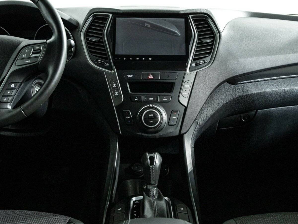 Hyundai Santa Fe 2018 года с пробегом. Фото: #13