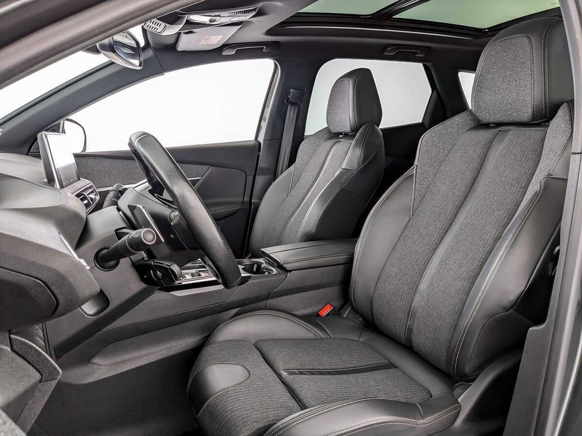 Peugeot 3008 2018 года с пробегом. Фото: #15