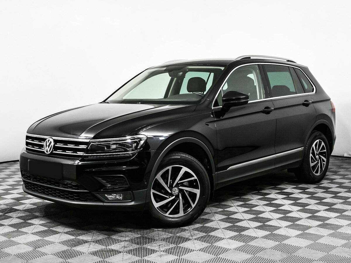 Volkswagen Tiguan 2018 года с пробегом. Посмотреть фото