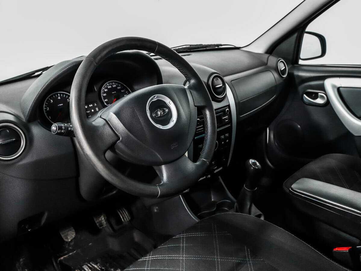 Lada (ВАЗ) Largus 2015 года с пробегом. Фото: #8