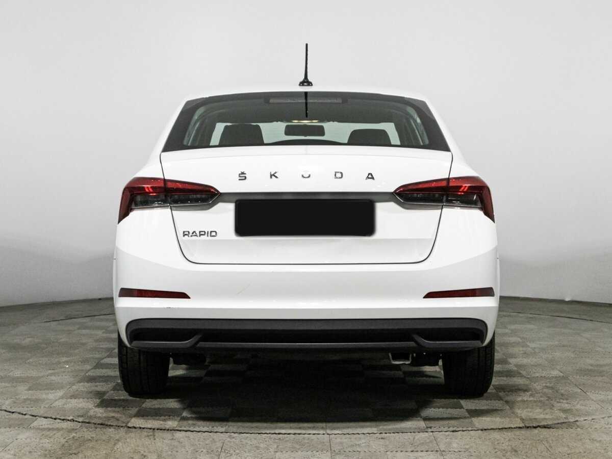 Skoda Rapid 2021 года с пробегом. Фото: #5