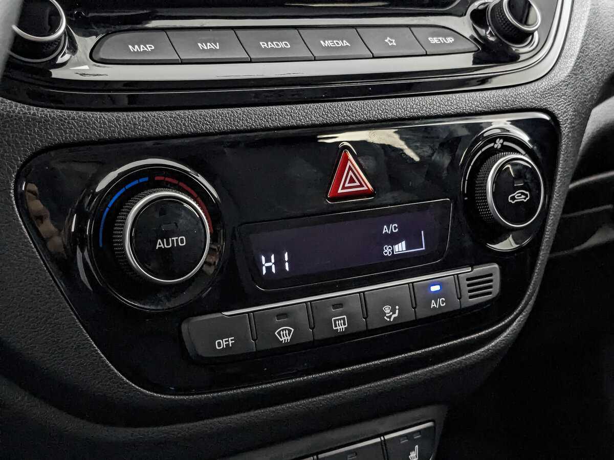 Hyundai Solaris 2021 года с пробегом. Фото: #20