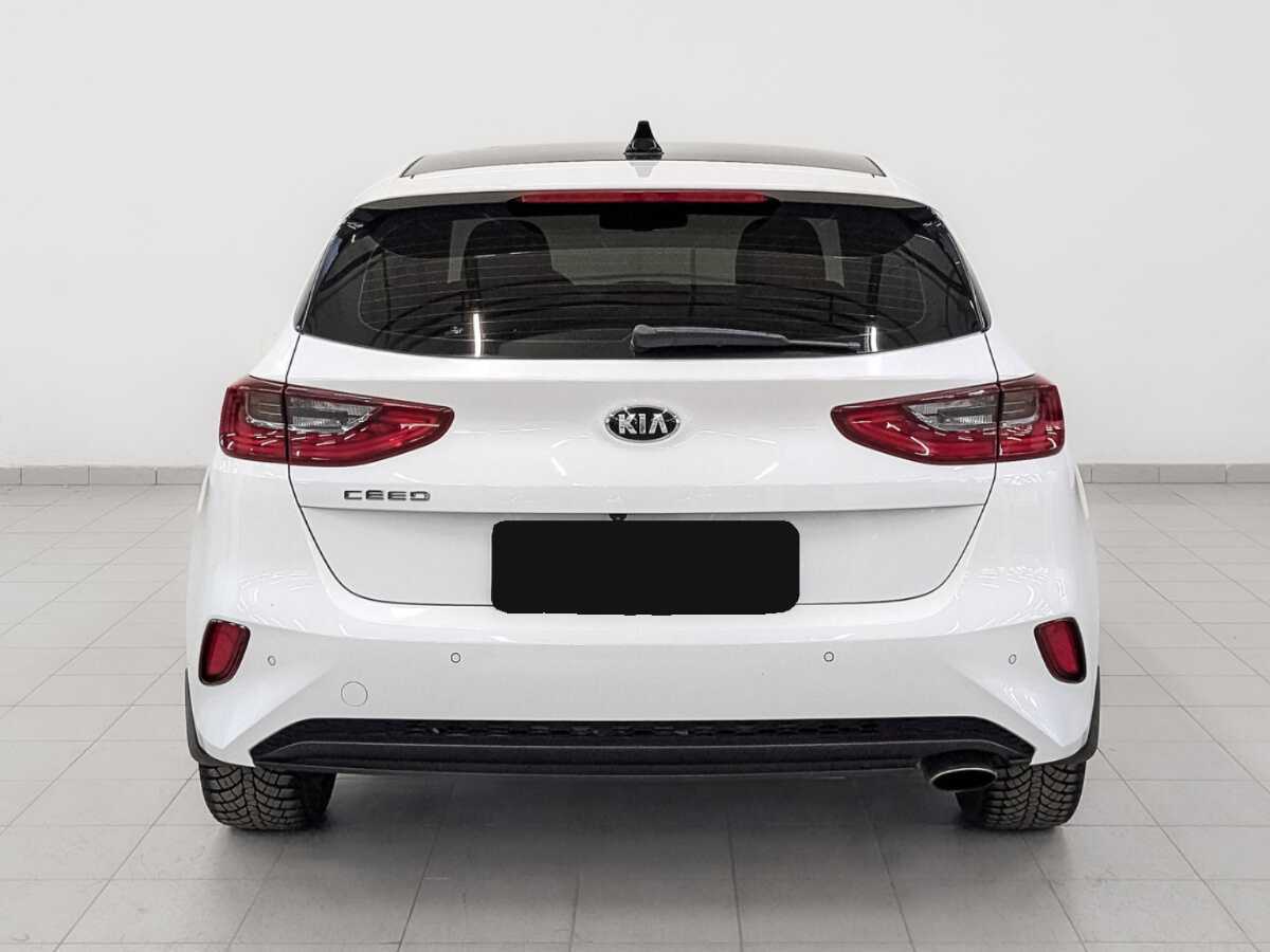 Kia Ceed 2018 года с пробегом. Фото: #5
