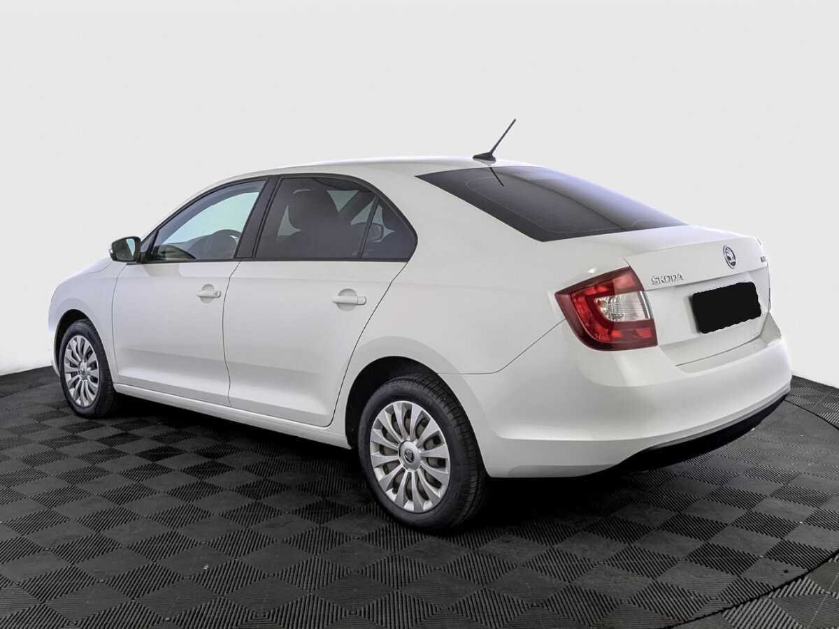 Skoda Rapid 2019 года с пробегом. Фото: #6