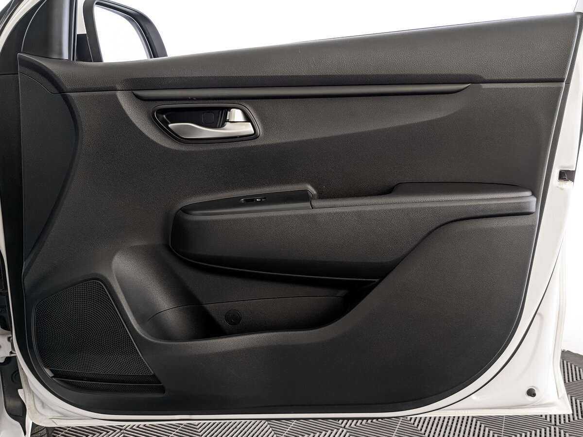 Kia Rio 2021 года с пробегом. Фото: #24