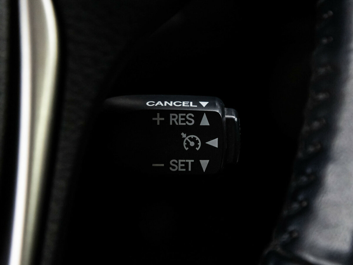 Toyota RAV4 2018 года с пробегом. Фото: #13