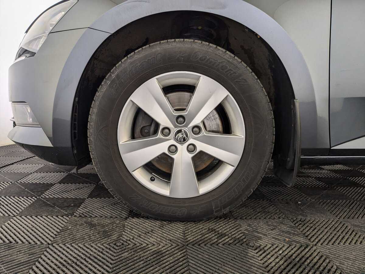 Skoda Superb 2019 года с пробегом. Фото: #11