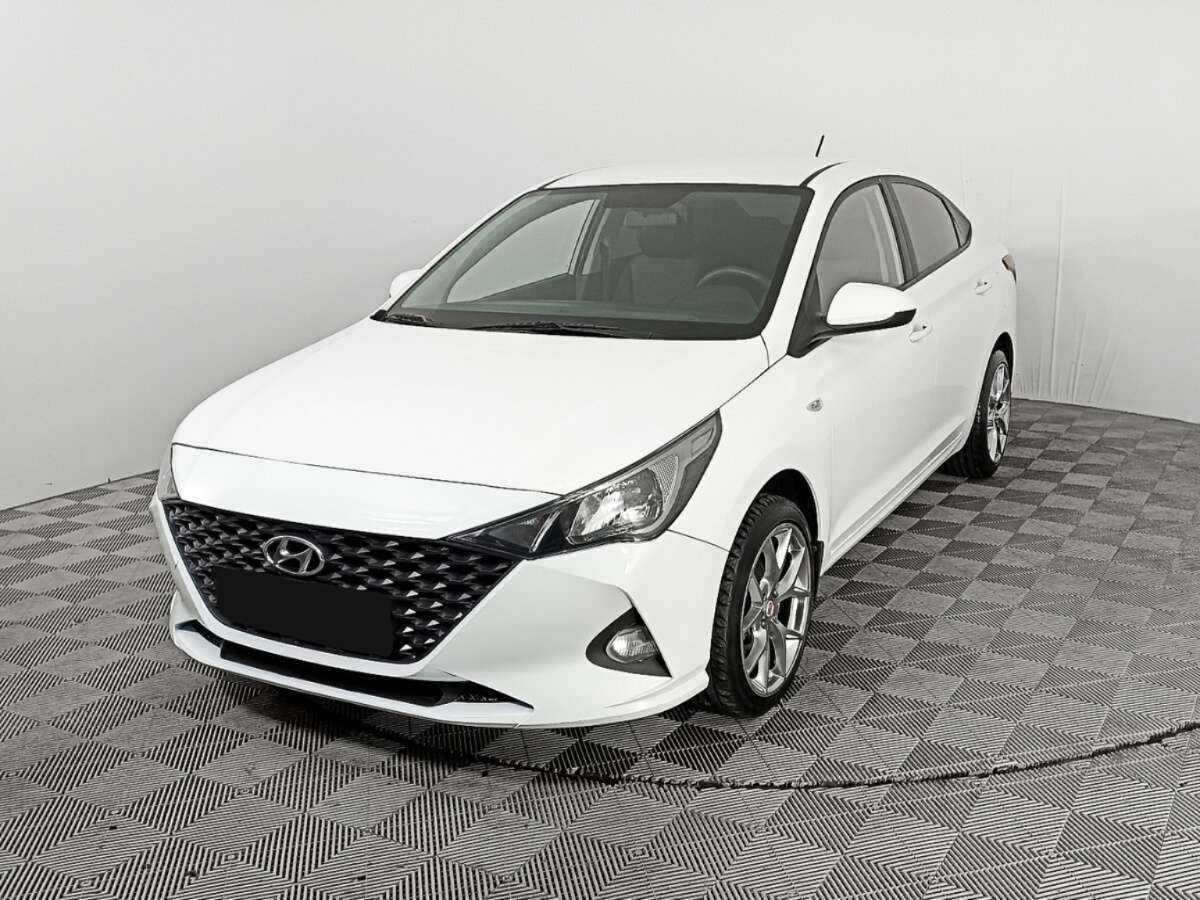 Hyundai Solaris 2020 года с пробегом. Посмотреть фото