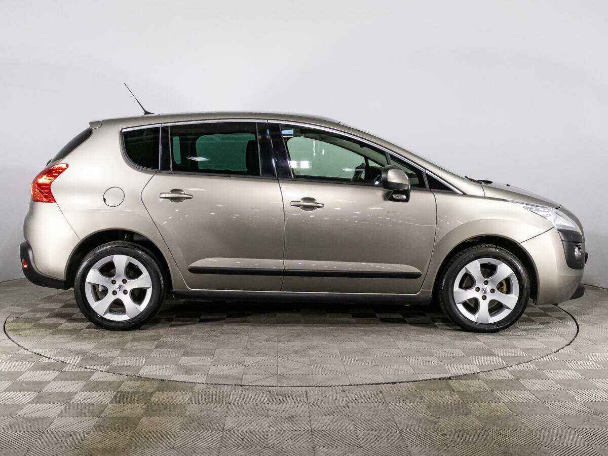 Peugeot 3008 2013 года с пробегом. Фото: #3