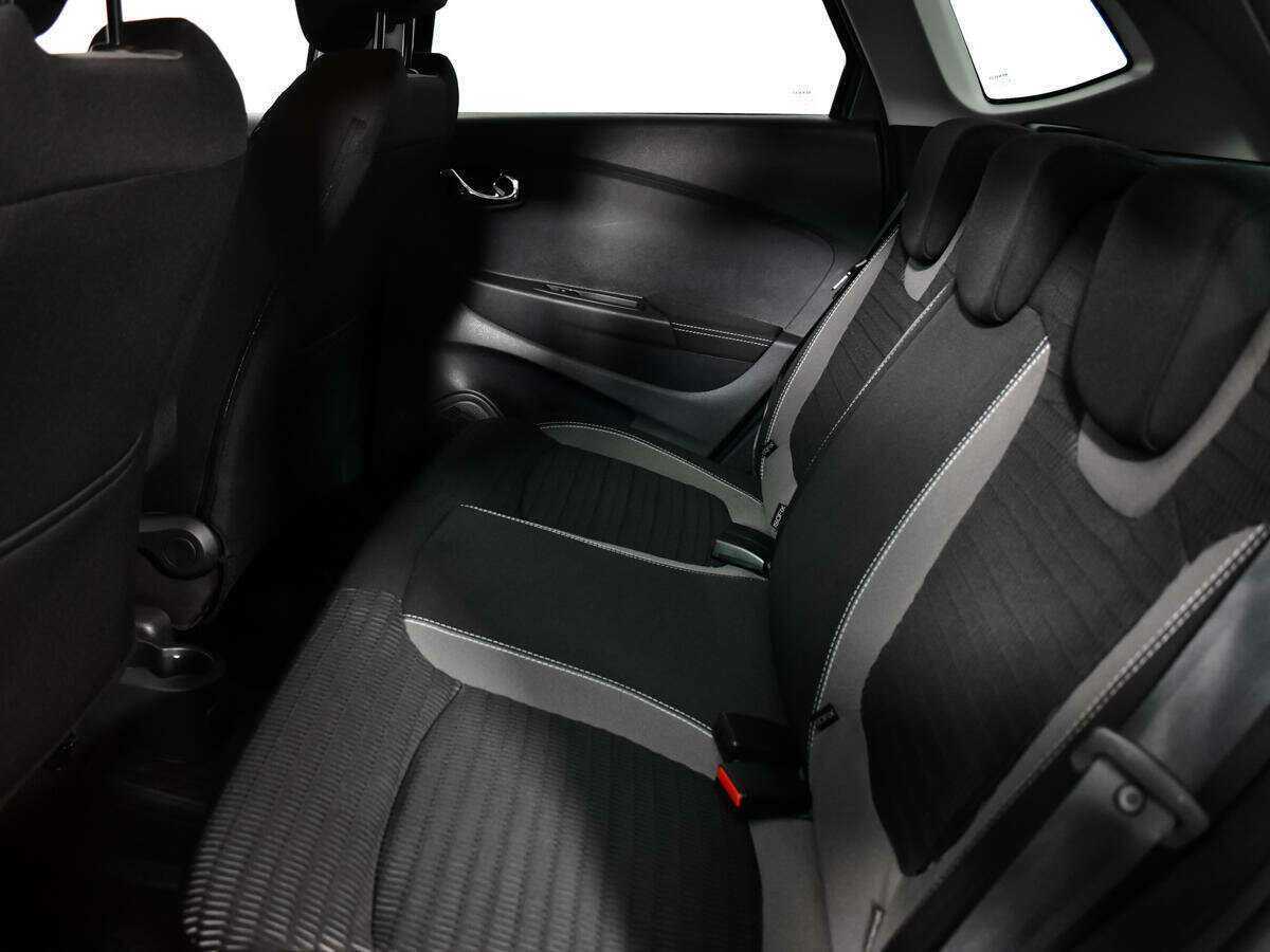 Renault Kaptur 2020 года с пробегом. Фото: #9