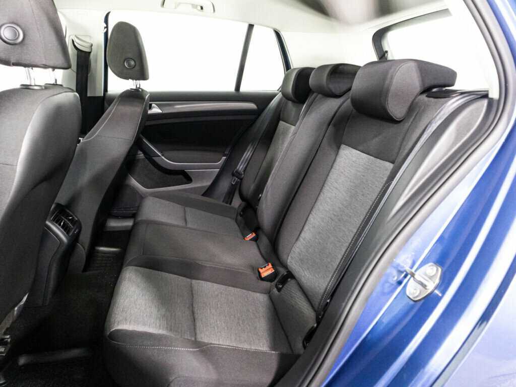 Volkswagen Golf 2013 года с пробегом. Фото: #9