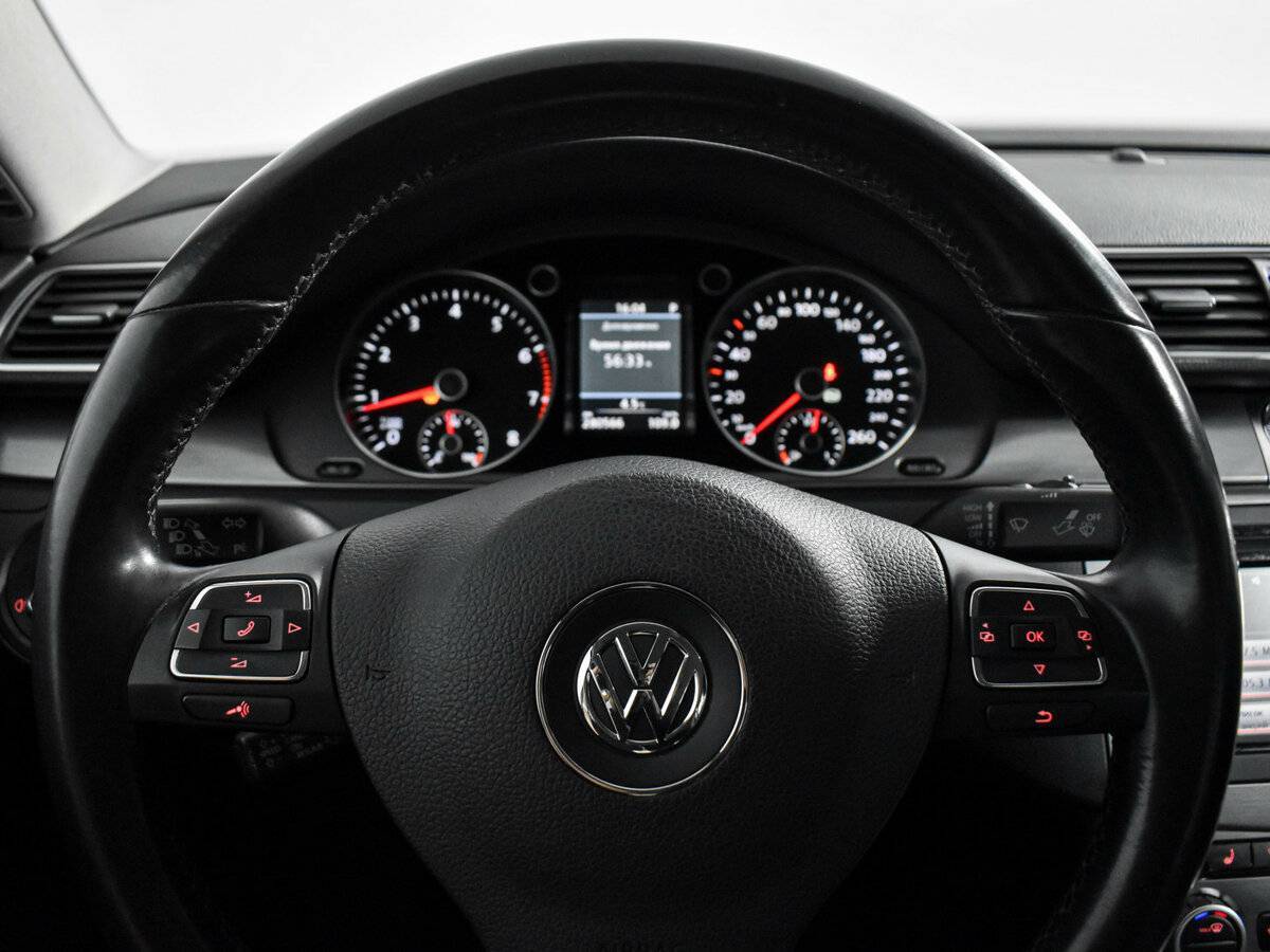 Volkswagen Passat 2012 года с пробегом. Фото: #15