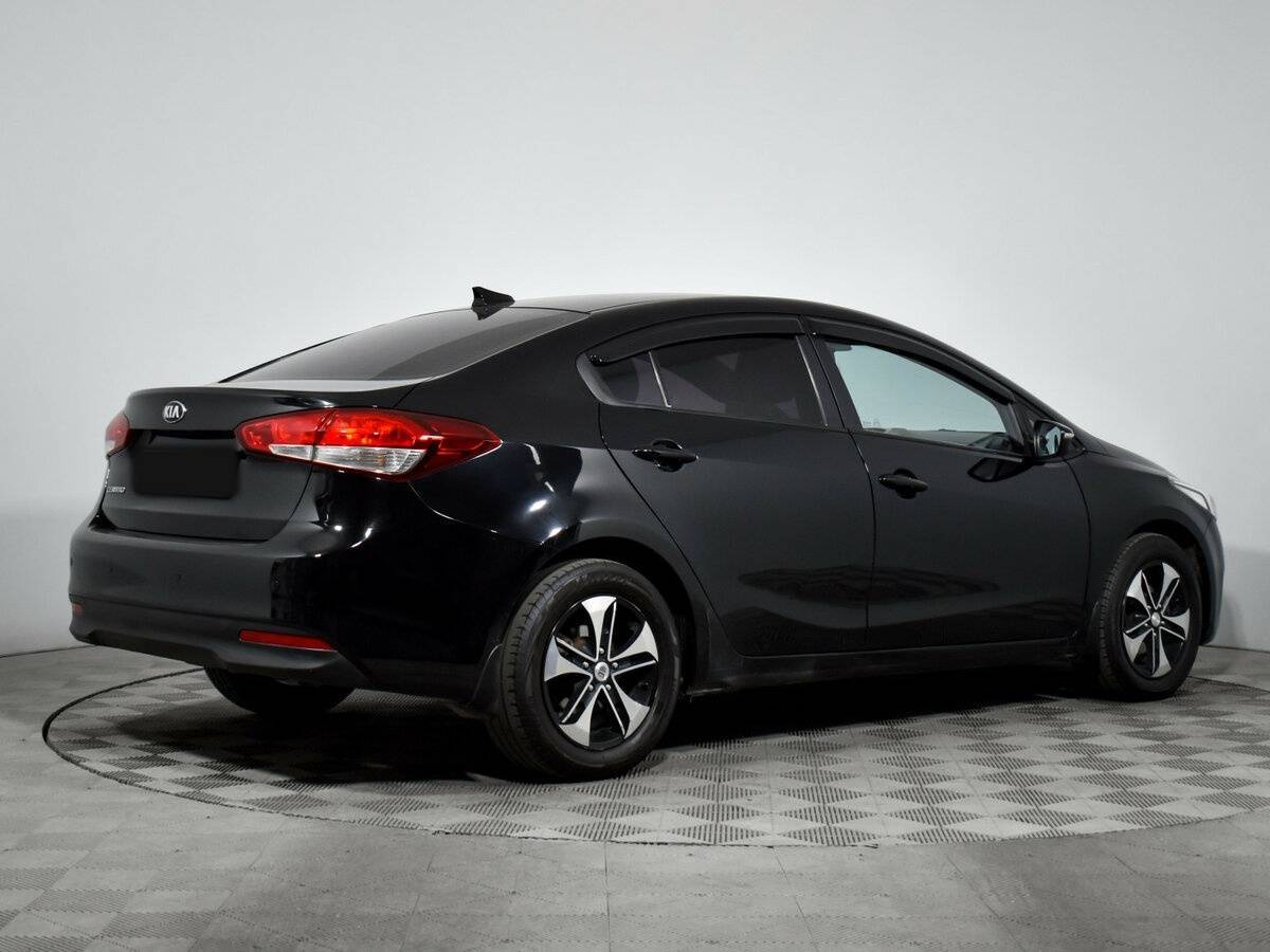 Kia Cerato 2018 года с пробегом. Фото: #4