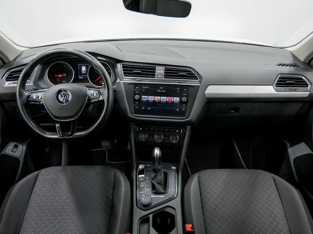 Volkswagen Tiguan 2018 года с пробегом. Фото: #10