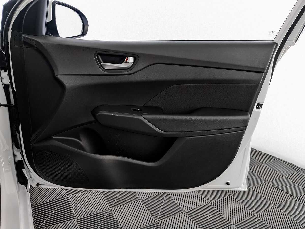 Hyundai Solaris 2022 года с пробегом. Фото: #19