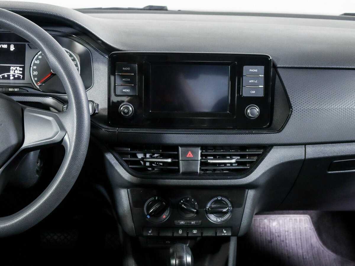 Volkswagen Polo 2021 года с пробегом. Фото: #12