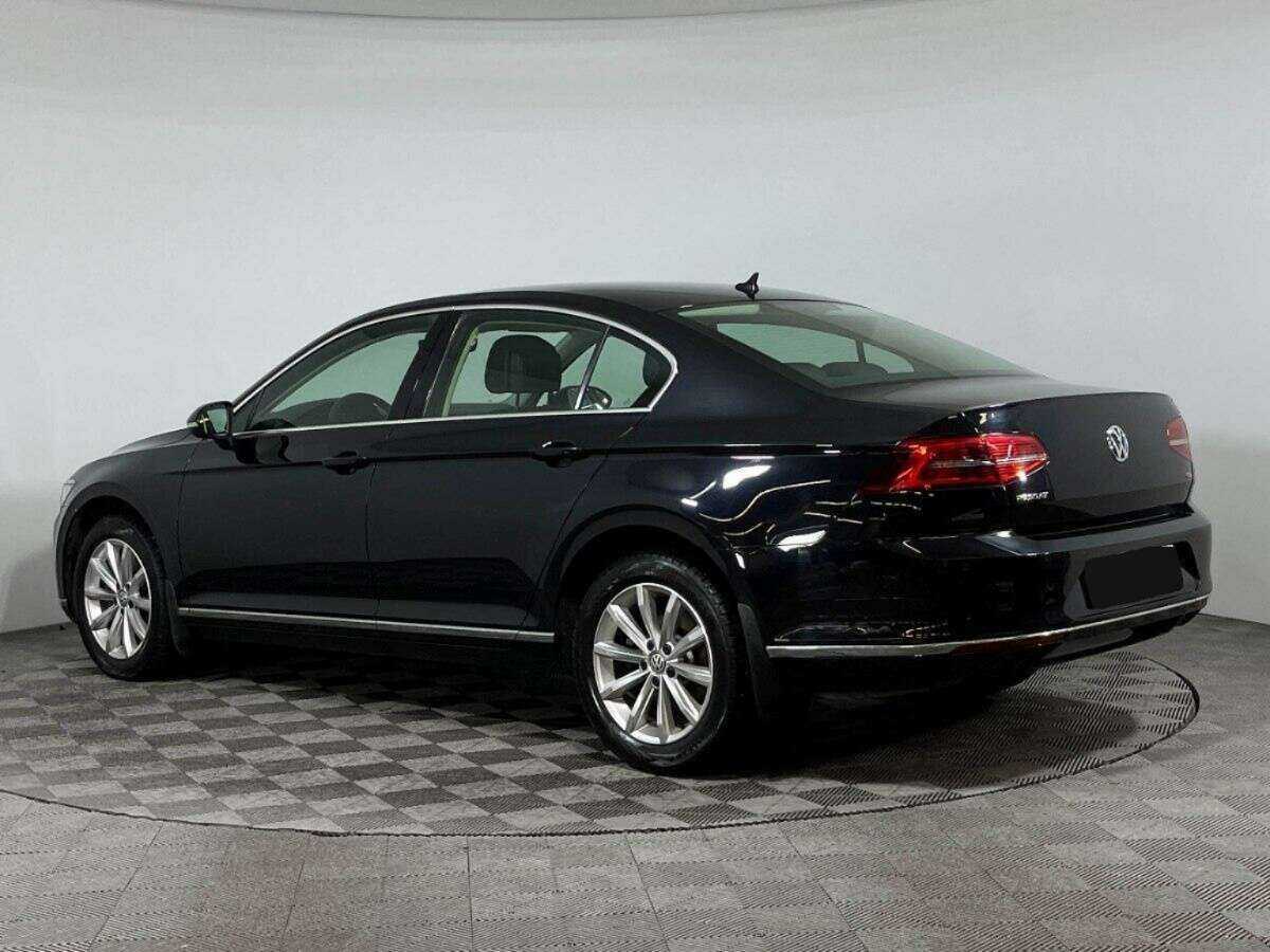 Volkswagen Passat 2017 года с пробегом. Фото: #6