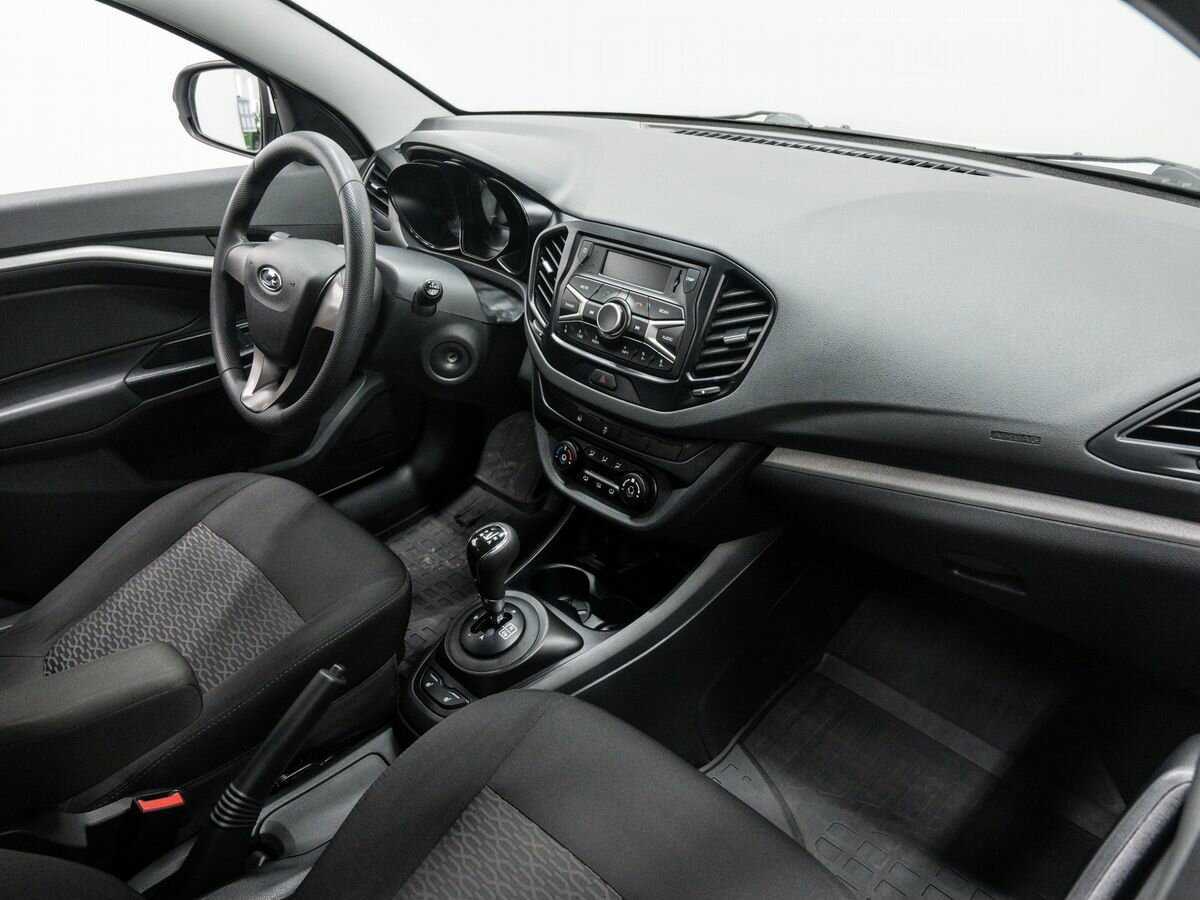 Lada (ВАЗ) Vesta 2017 года с пробегом. Фото: #7