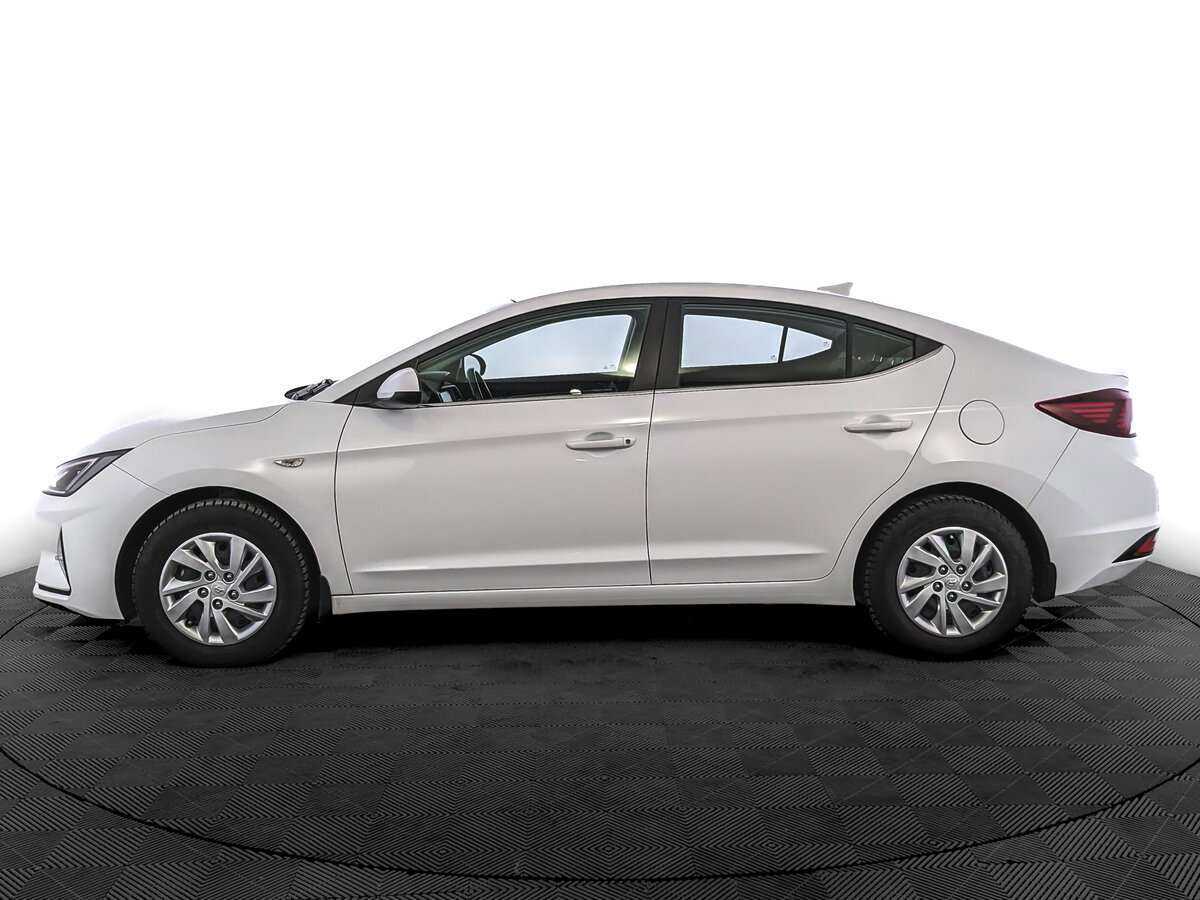 Hyundai Elantra 2020 года с пробегом. Фото: #7