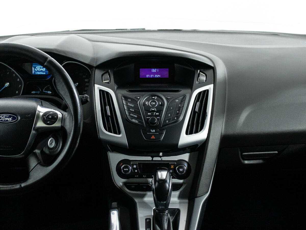 Ford Focus 2012 года с пробегом. Фото: #13