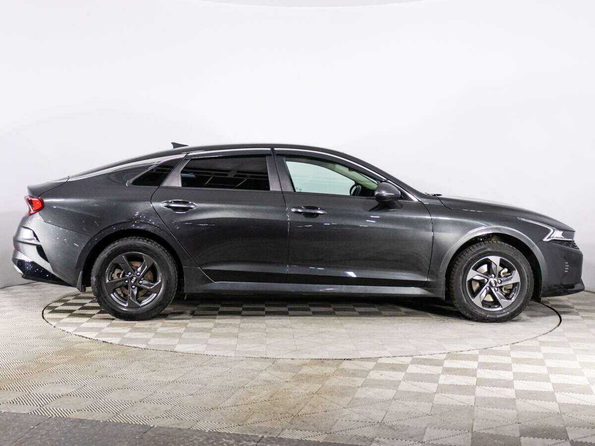 Kia K5 2021 года с пробегом. Фото: #3