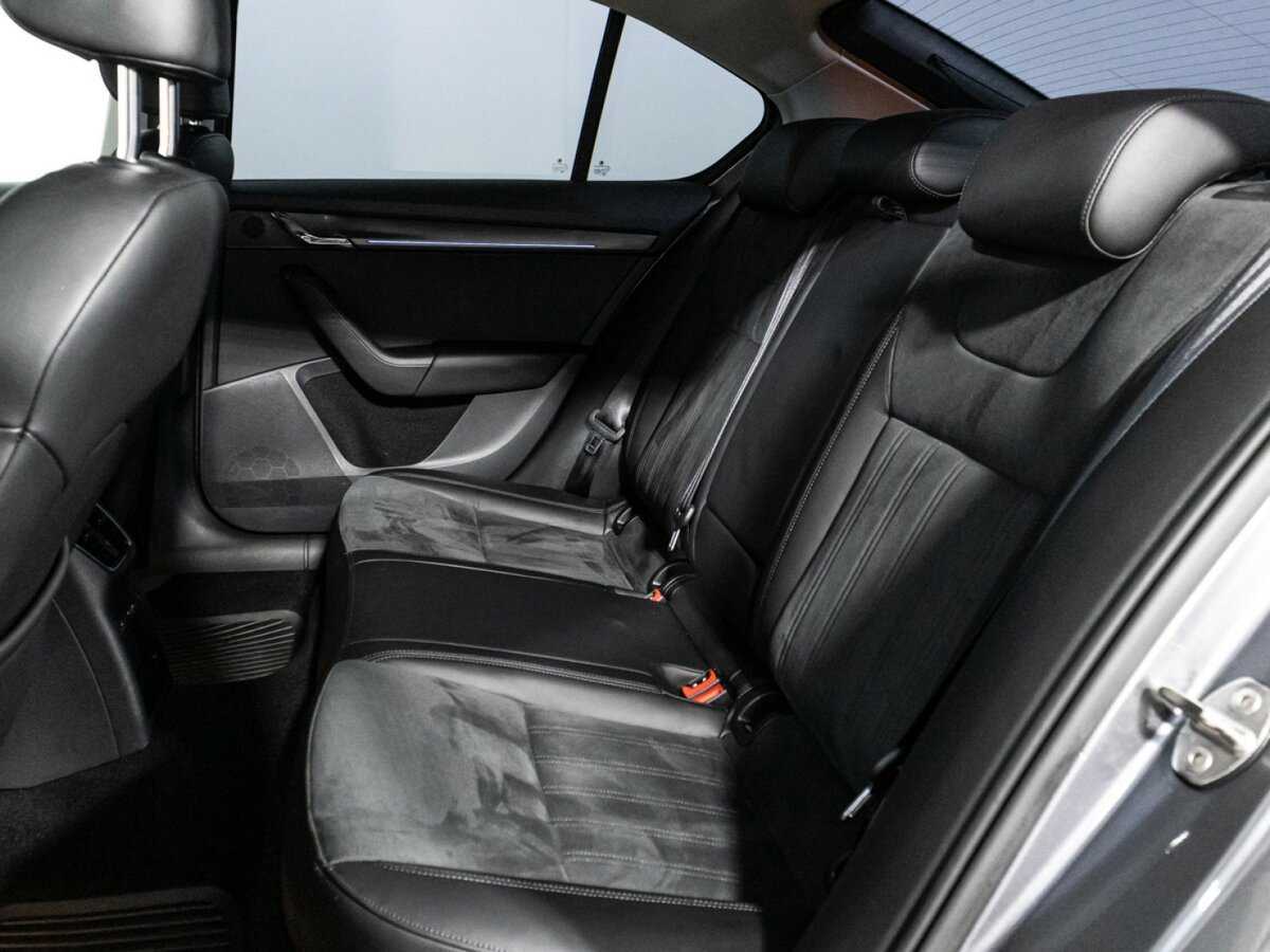 Skoda Octavia 2020 года с пробегом. Фото: #9