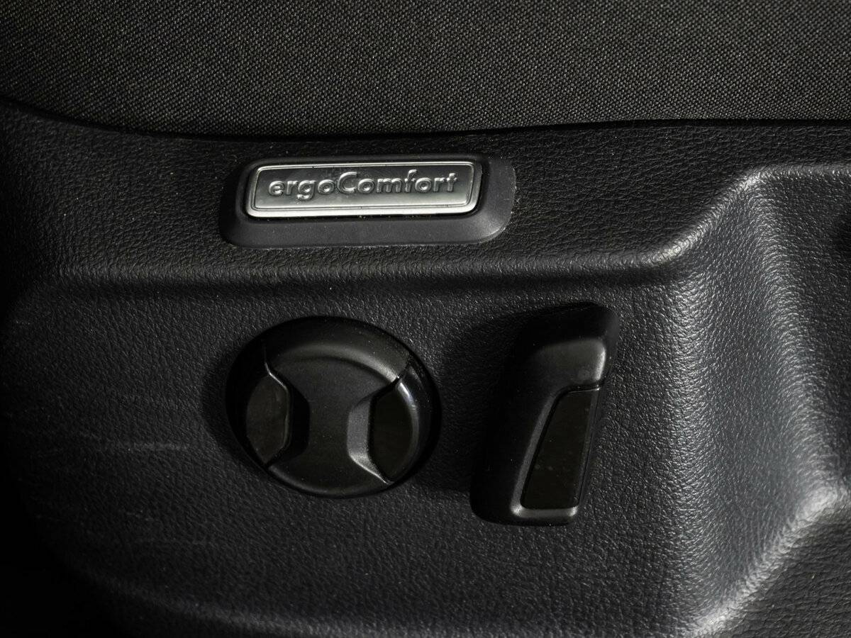 Volkswagen Passat 2018 года с пробегом. Фото: #19