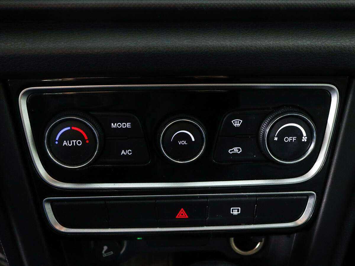 Chery Tiggo 3 2017 года с пробегом. Фото: #14