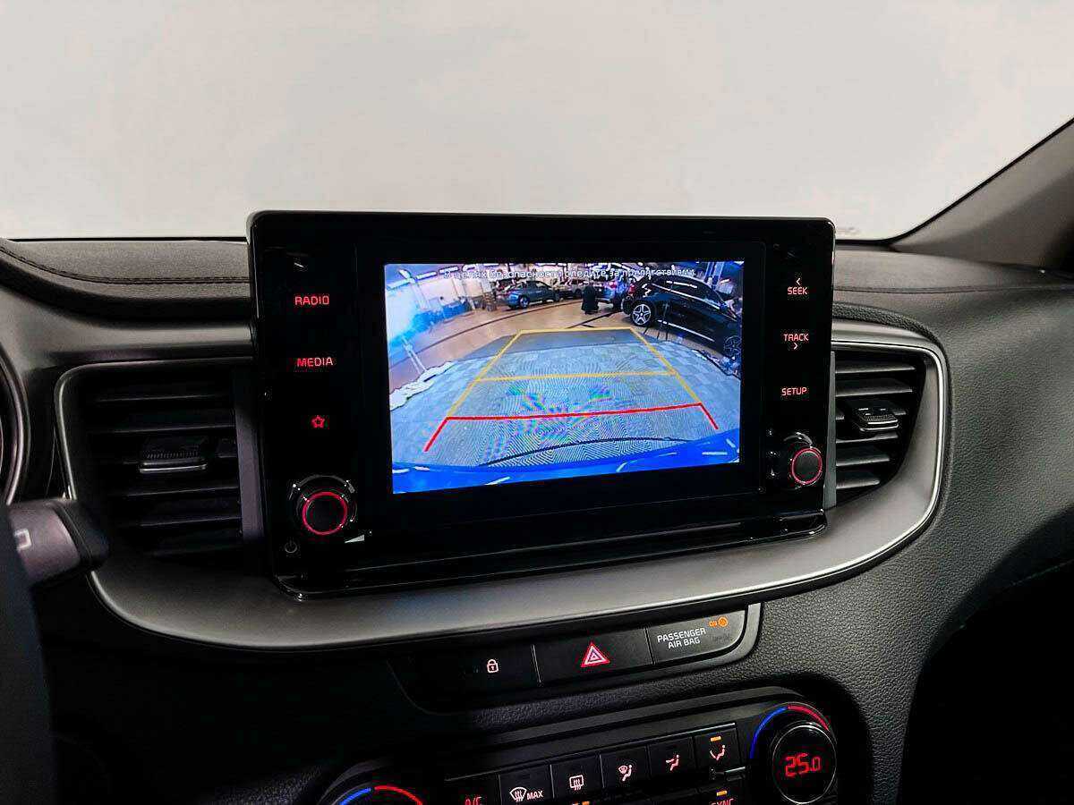 Kia Ceed 2020 года с пробегом. Фото: #13