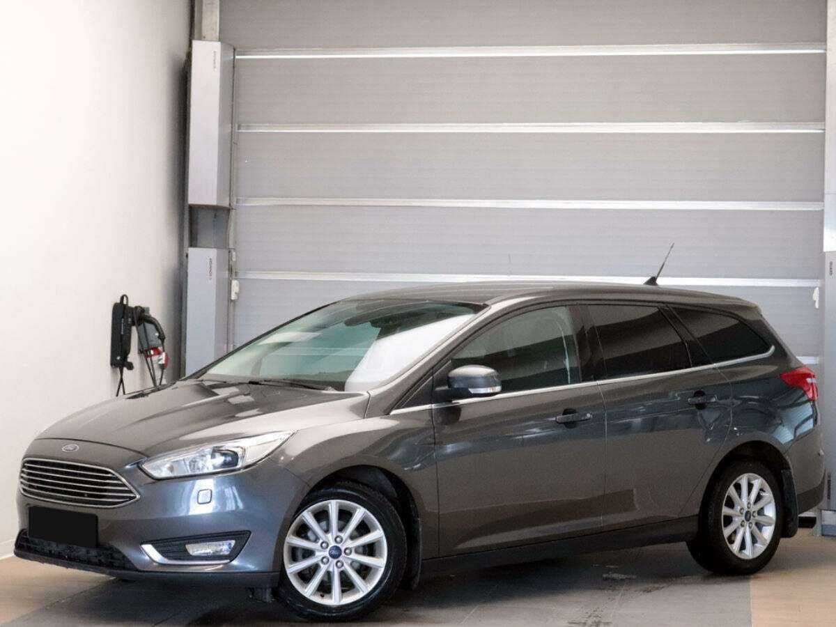 Ford Focus 2017 года с пробегом. Посмотреть фото