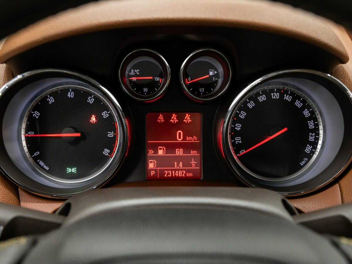 Opel Mokka 2013 года с пробегом. Фото: #19