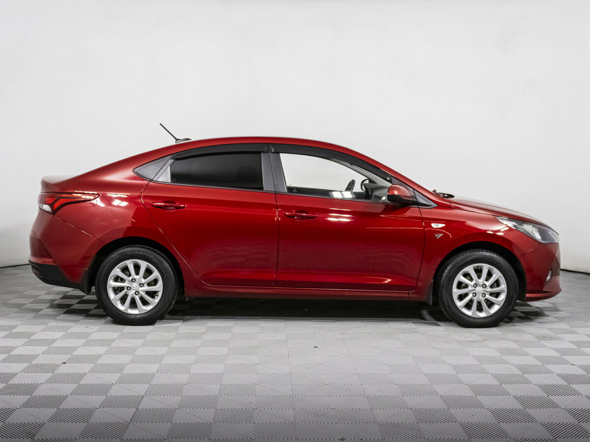 Hyundai Solaris 2021 года с пробегом. Фото: #3