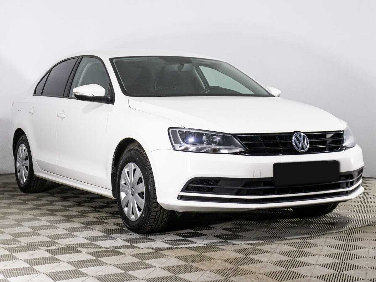 Volkswagen Jetta 2015 года с пробегом. Фото: #2