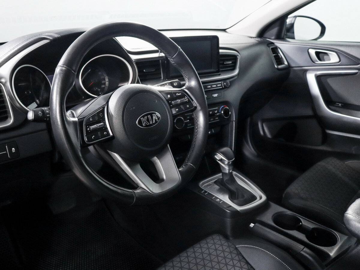 Kia Ceed 2019 года с пробегом. Фото: #13