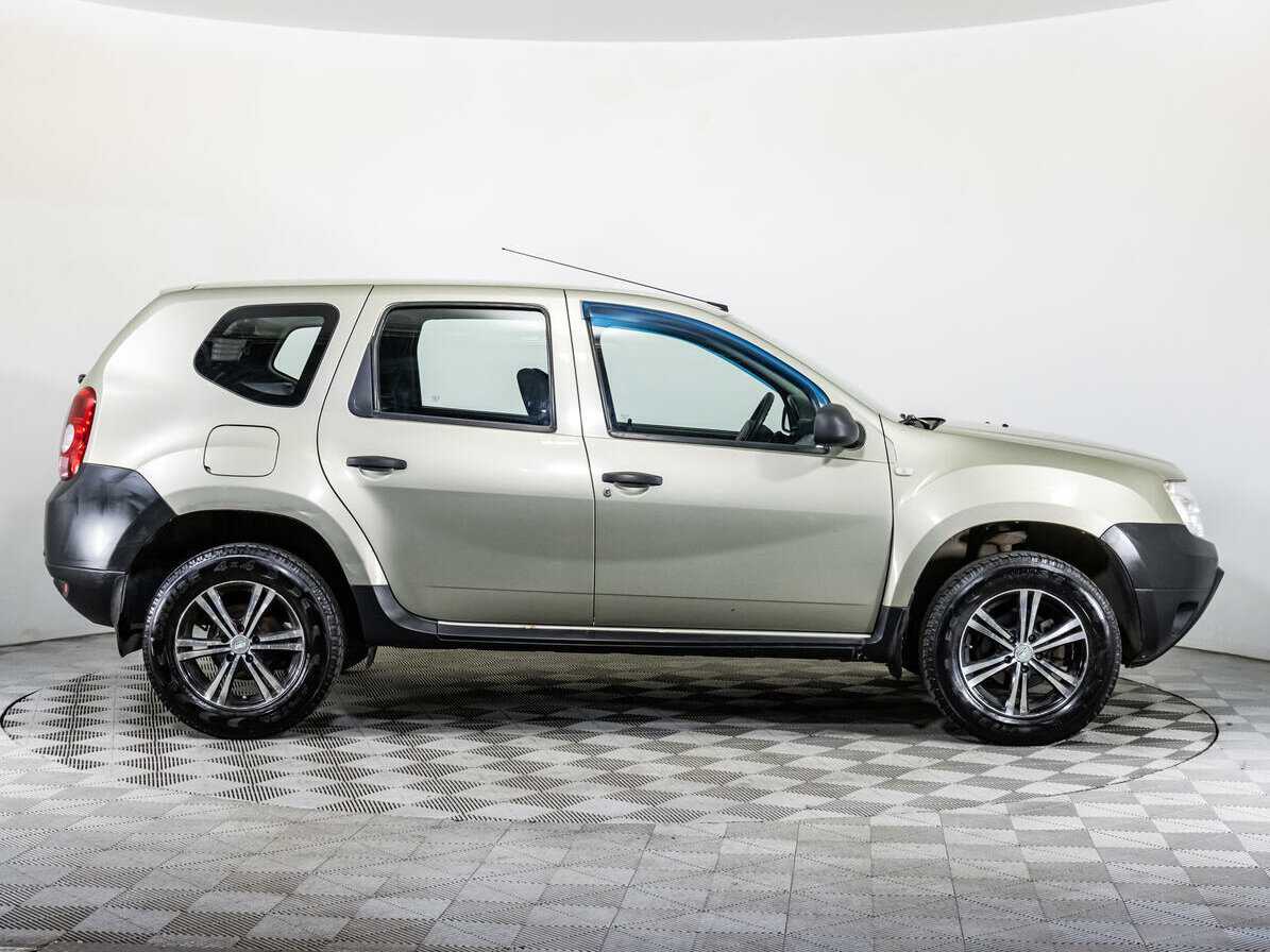 Renault Duster 2012 года с пробегом. Фото: #3