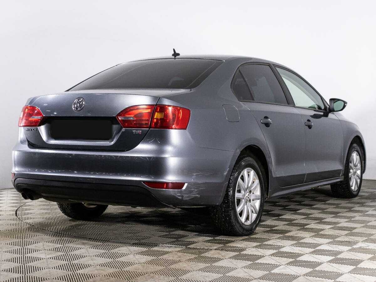 Volkswagen Jetta 2012 года с пробегом. Фото: #4