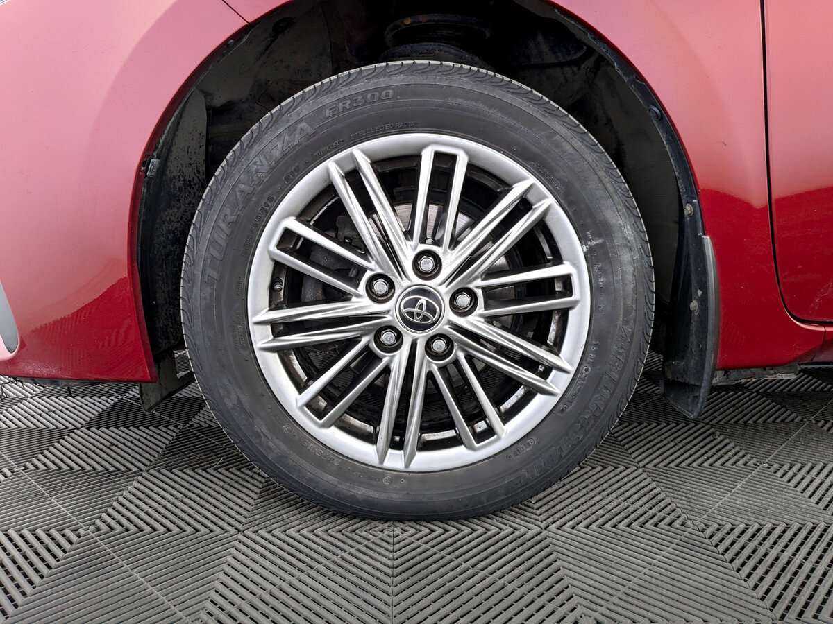 Toyota Corolla 2018 года с пробегом. Фото: #16