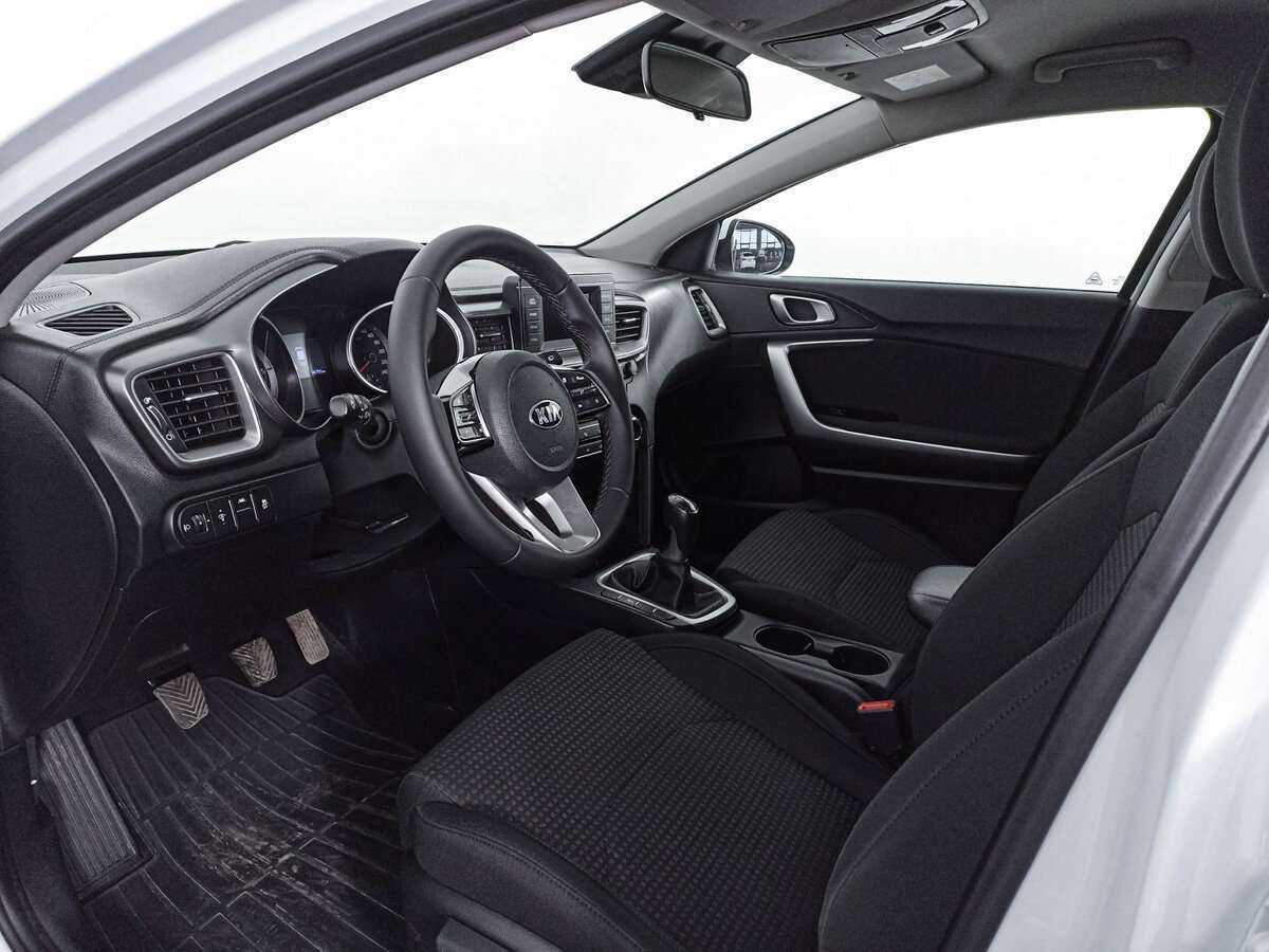 Kia Ceed 2019 года с пробегом. Фото: #13