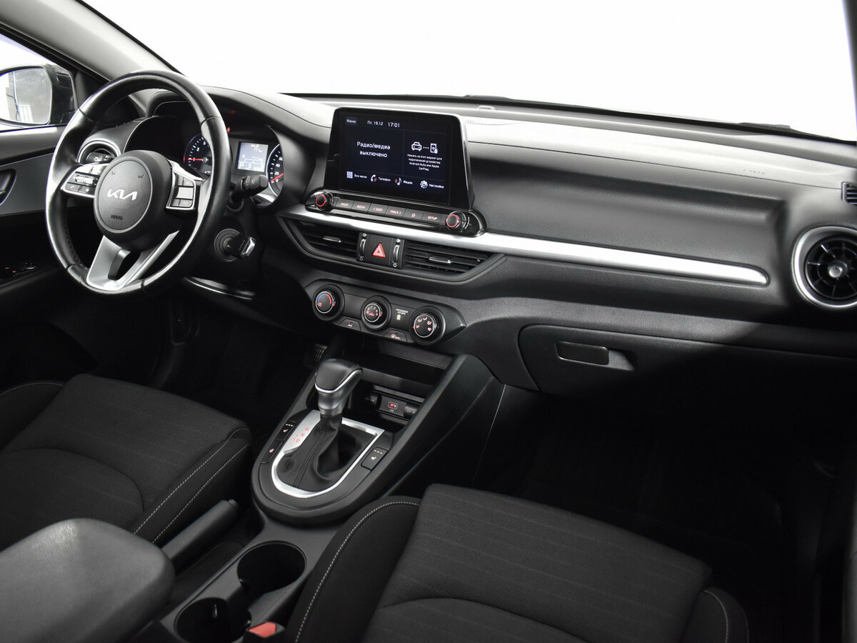 Kia Cerato 2022 года с пробегом. Фото: #8