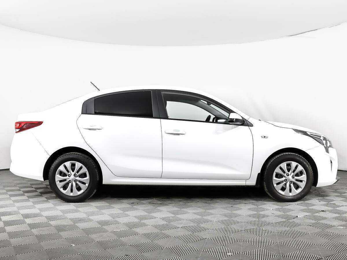 Kia Rio 2021 года с пробегом. Фото: #3