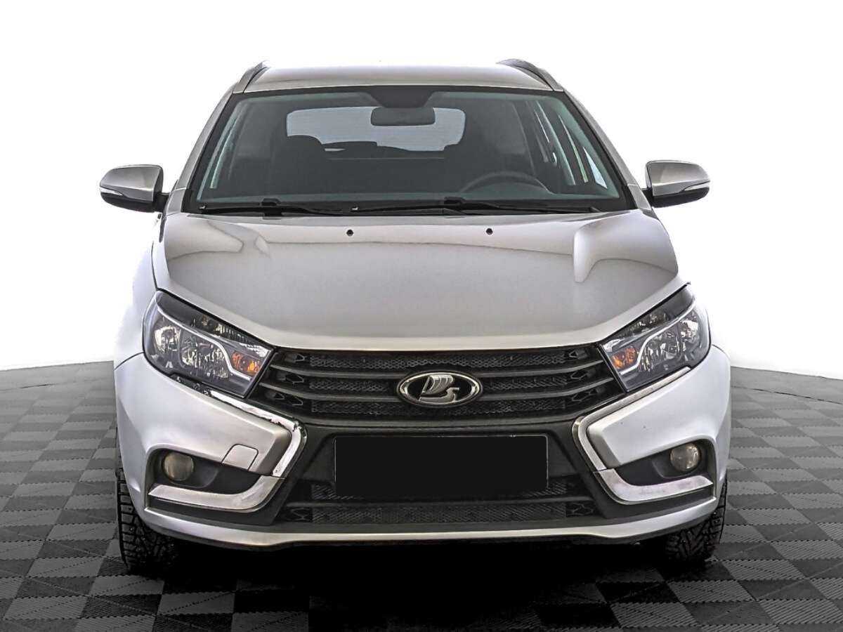 Lada (ВАЗ) Vesta 2021 года с пробегом. Фото: #1