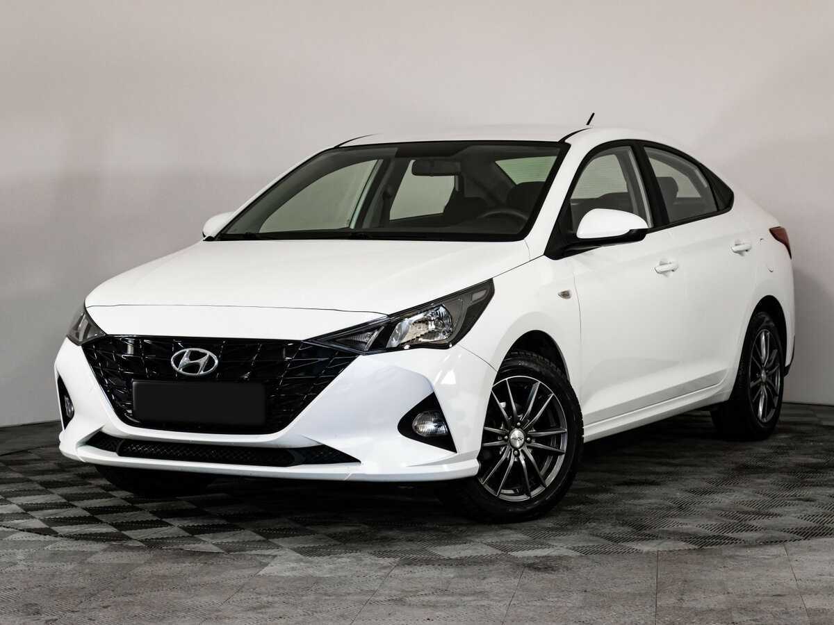 Hyundai Solaris 2021 года с пробегом. Посмотреть фото