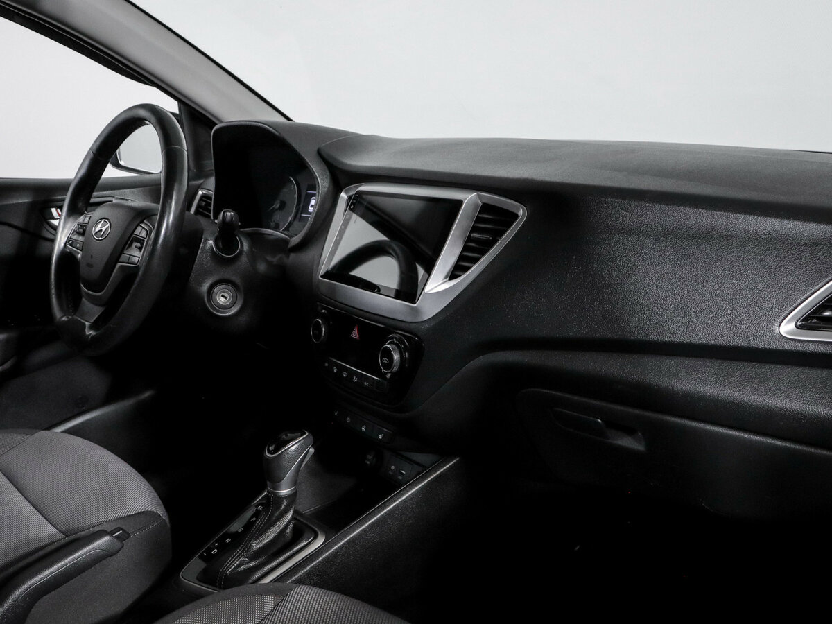 Hyundai Solaris 2018 года с пробегом. Фото: #6