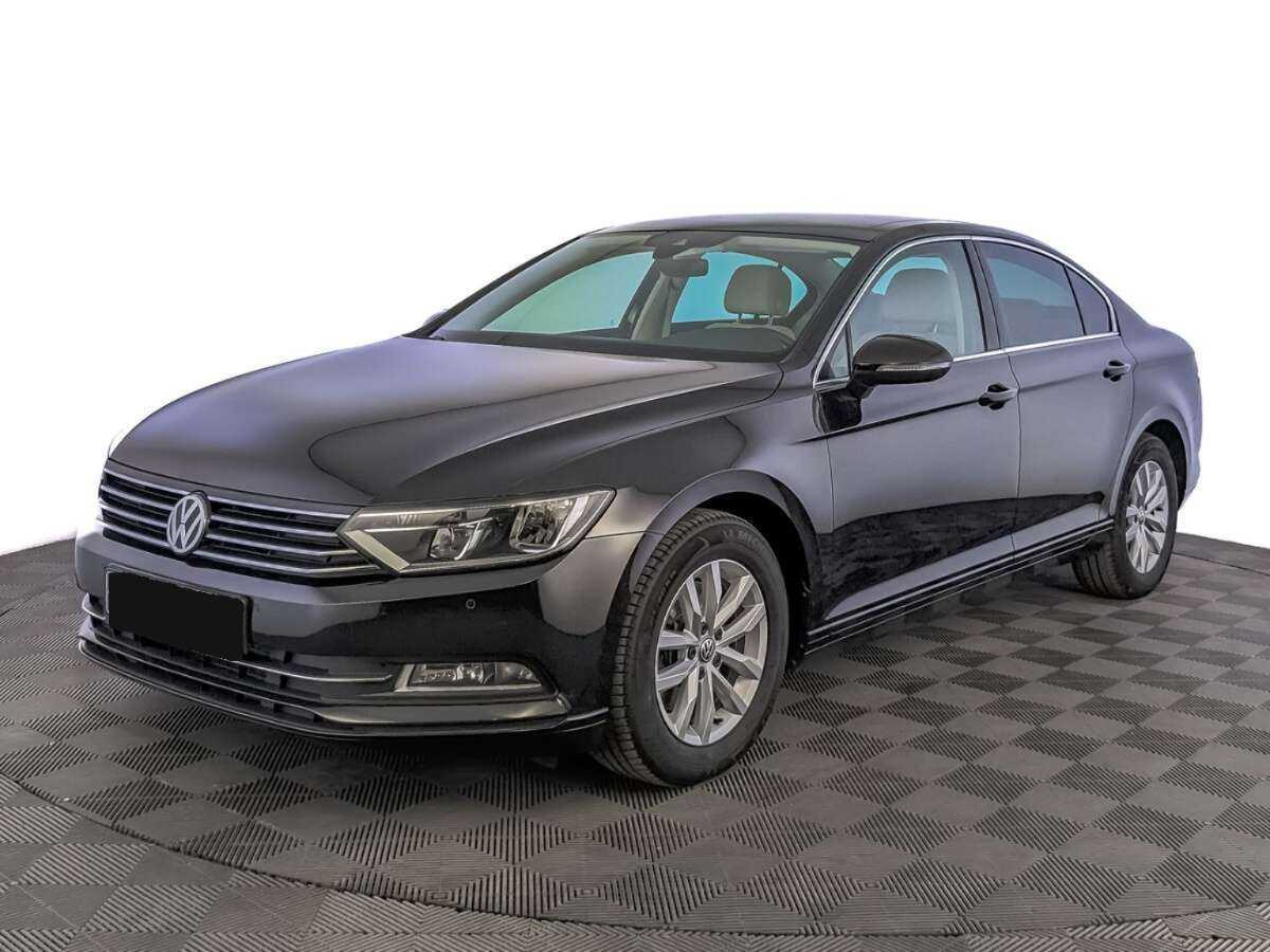 Volkswagen Passat 2018 года с пробегом. Фото: #0