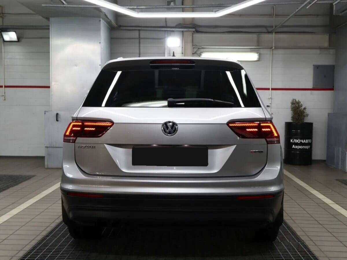 Volkswagen Tiguan 2018 года с пробегом. Фото: #3